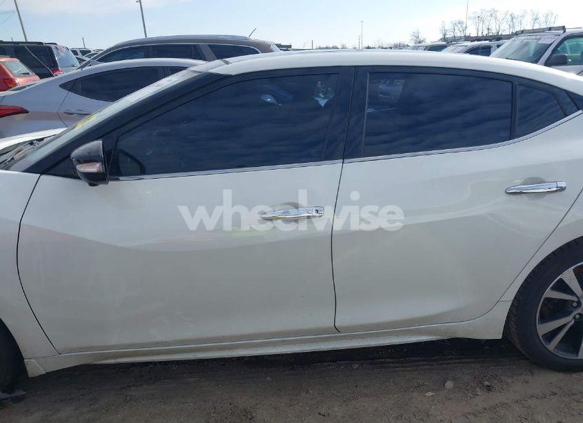 Photo 13 of 2016 Nissan Maxima 3.5 PLATINUM (VIN 1N4AA6AP9GC405143)