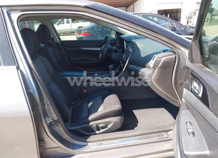 Photo 5 of 2016 Nissan Maxima 3.5 S (VIN 1N4AA6AP9GC414943)