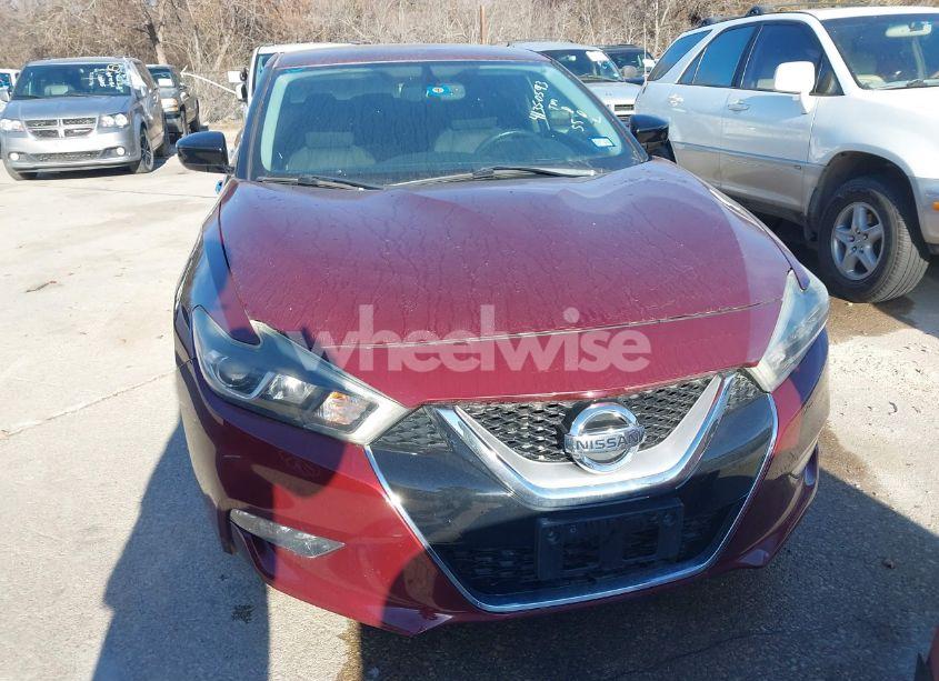 Photo 12 of 2016 Nissan Maxima 3.5 PLATINUM/3.5 S/3.5 SL/3.5 SR/3.5 SV (VIN 1N4AA6AP9GC431905)