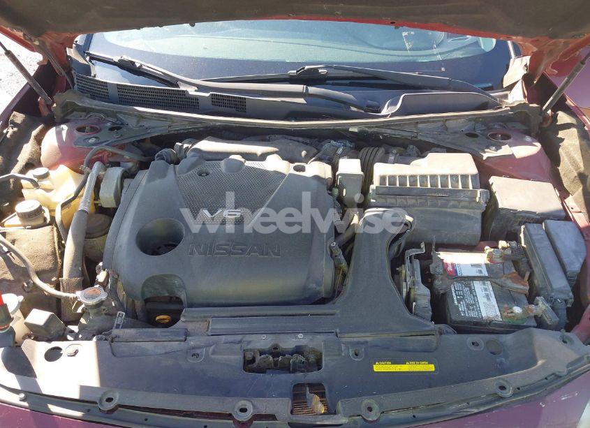 Photo 10 of 2016 Nissan Maxima 3.5 PLATINUM/3.5 S/3.5 SL/3.5 SR/3.5 SV (VIN 1N4AA6AP9GC441026)