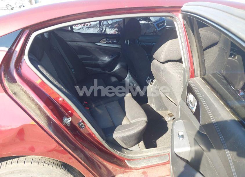 Photo 8 of 2016 Nissan Maxima 3.5 PLATINUM/3.5 S/3.5 SL/3.5 SR/3.5 SV (VIN 1N4AA6AP9GC441026)