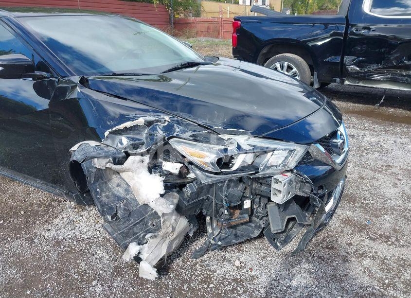 Photo 6 of 2017 Nissan Maxima 3.5 PLATINUM/3.5 S/3.5 SL/3.5 SR/3.5 SV (VIN 1N4AA6AP9HC364692)