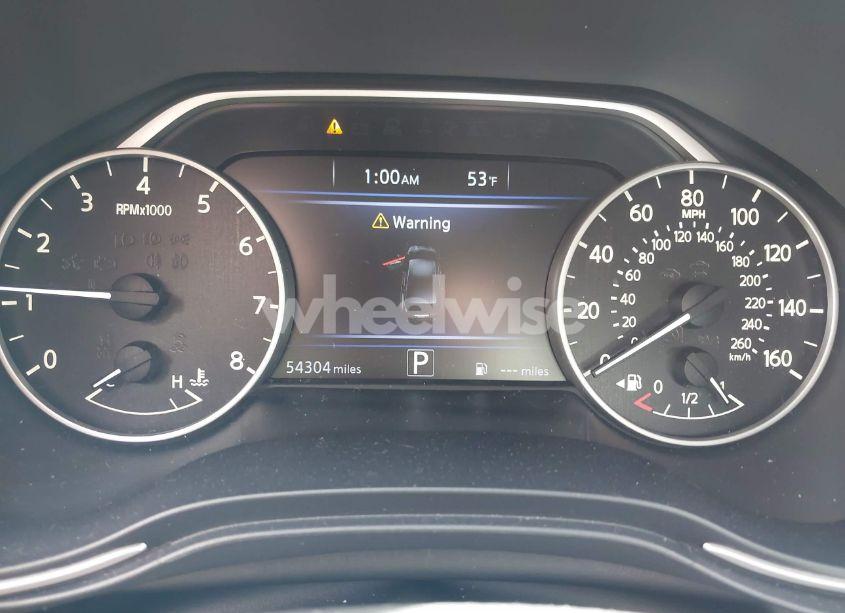 Photo 7 of 2017 Nissan Maxima 3.5 PLATINUM/3.5 S/3.5 SL/3.5 SR/3.5 SV (VIN 1N4AA6AP9HC364692)