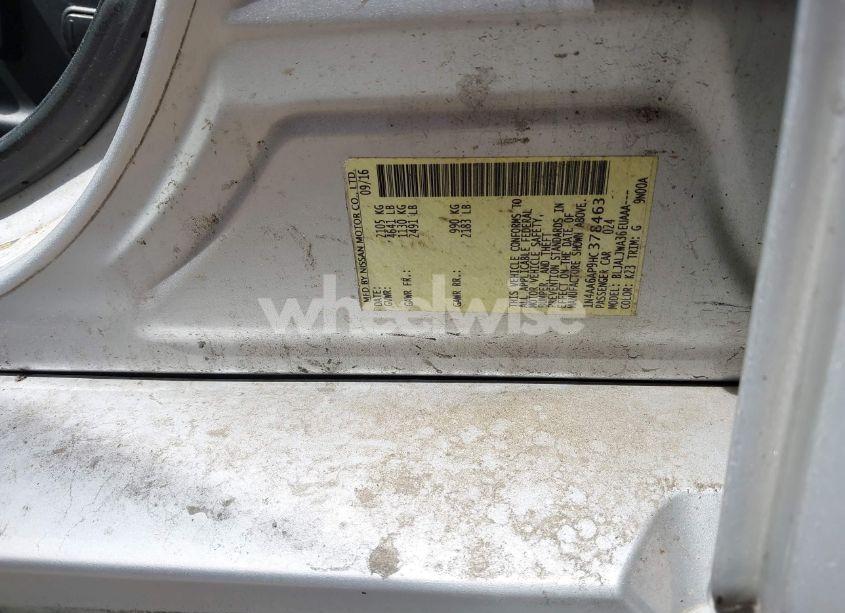 Photo 9 of 2017 Nissan Maxima 3.5 PLATINUM/3.5 S/3.5 SL/3.5 SR/3.5 SV (VIN 1N4AA6AP9HC378463)