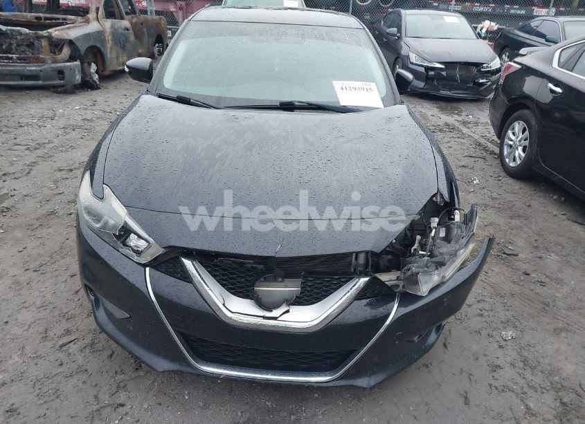 Photo 12 of 2017 Nissan Maxima 3.5 PLATINUM/3.5 S/3.5 SL/3.5 SR/3.5 SV (VIN 1N4AA6AP9HC383839)