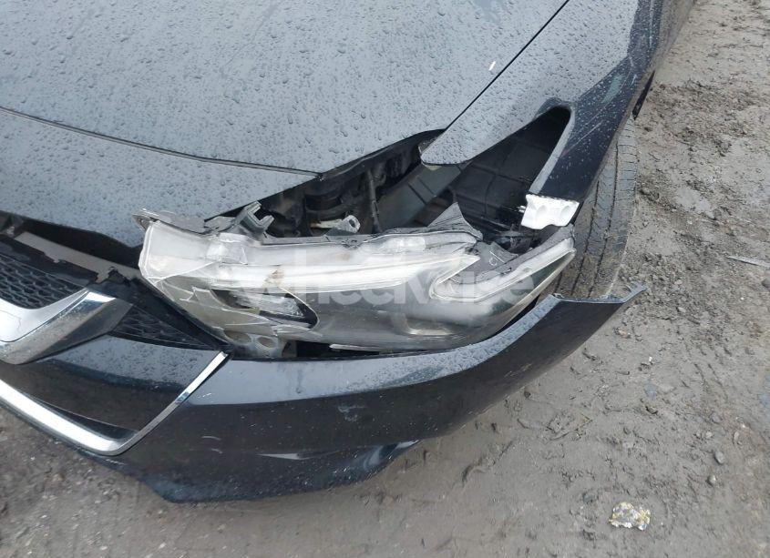 Photo 19 of 2017 Nissan Maxima 3.5 PLATINUM/3.5 S/3.5 SL/3.5 SR/3.5 SV (VIN 1N4AA6AP9HC383839)