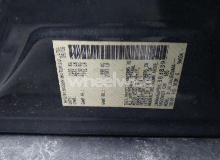 Photo 9 of 2017 Nissan Maxima 3.5 PLATINUM/3.5 S/3.5 SL/3.5 SR/3.5 SV (VIN 1N4AA6AP9HC383839)