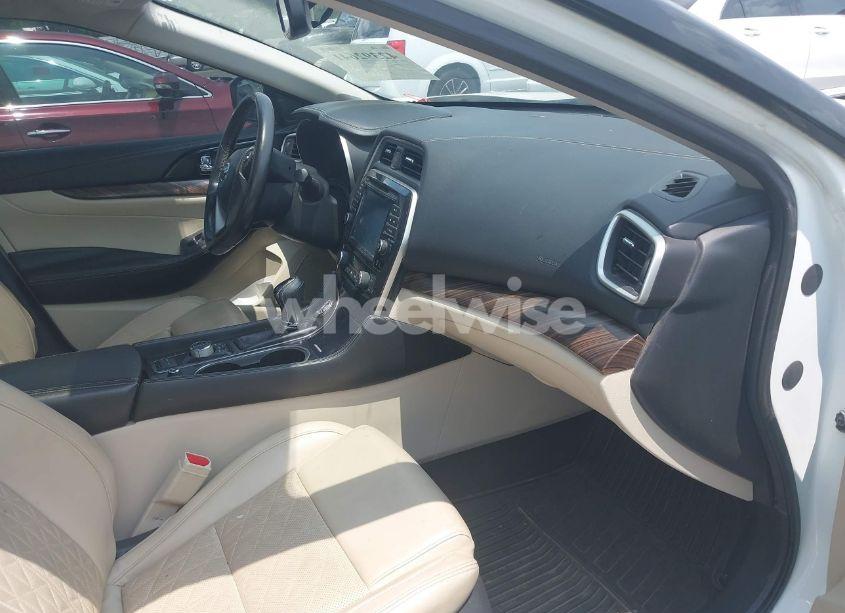 Photo 5 of 2017 Nissan Maxima 3.5 PLATINUM (VIN 1N4AA6AP9HC450875)