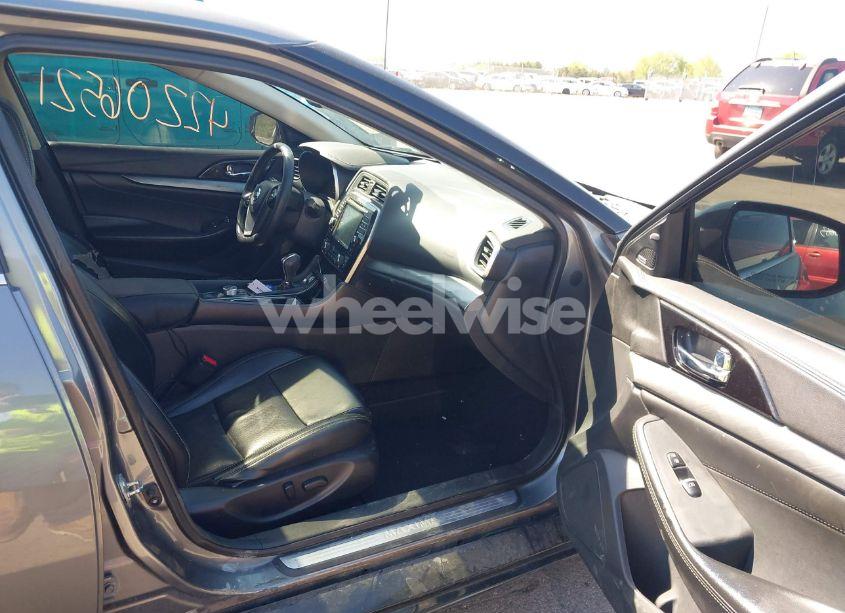 Photo 5 of 2018 Nissan Maxima 3.5 SL (VIN 1N4AA6AP9JC360485)