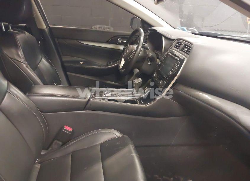 Photo 5 of 2018 Nissan Maxima 3.5 SL (VIN 1N4AA6AP9JC375780)