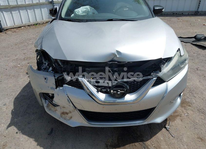 Photo 12 of 2016 Nissan Maxima 3.5 PLATINUM/3.5 S/3.5 SL/3.5 SR/3.5 SV (VIN 1N4AA6APXGC383279)