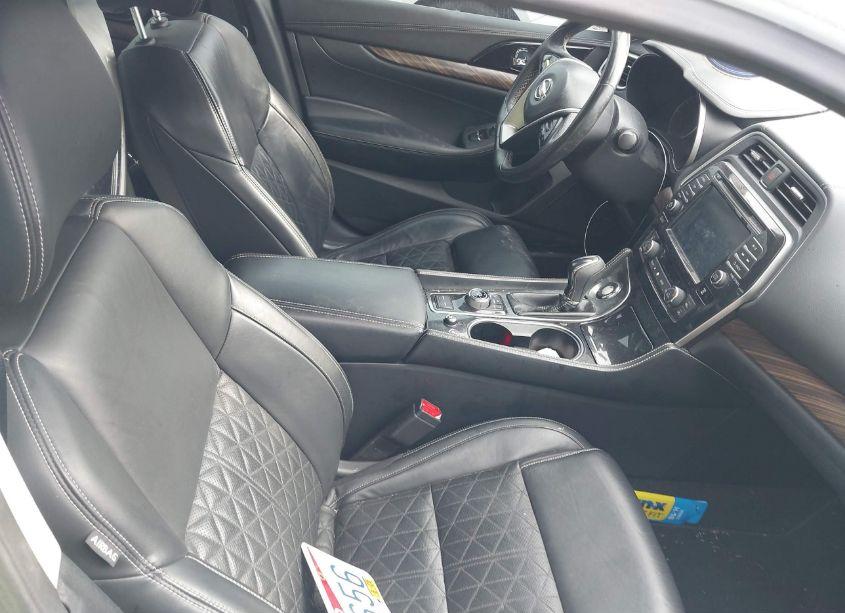 Photo 5 of 2016 Nissan Maxima 3.5 PLATINUM/3.5 S/3.5 SL/3.5 SR/3.5 SV (VIN 1N4AA6APXGC393505)