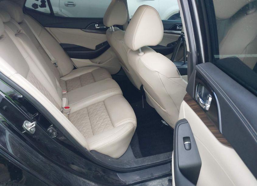 Photo 8 of 2016 Nissan Maxima 3.5 PLATINUM/3.5 S/3.5 SL/3.5 SR/3.5 SV (VIN 1N4AA6APXGC420167)