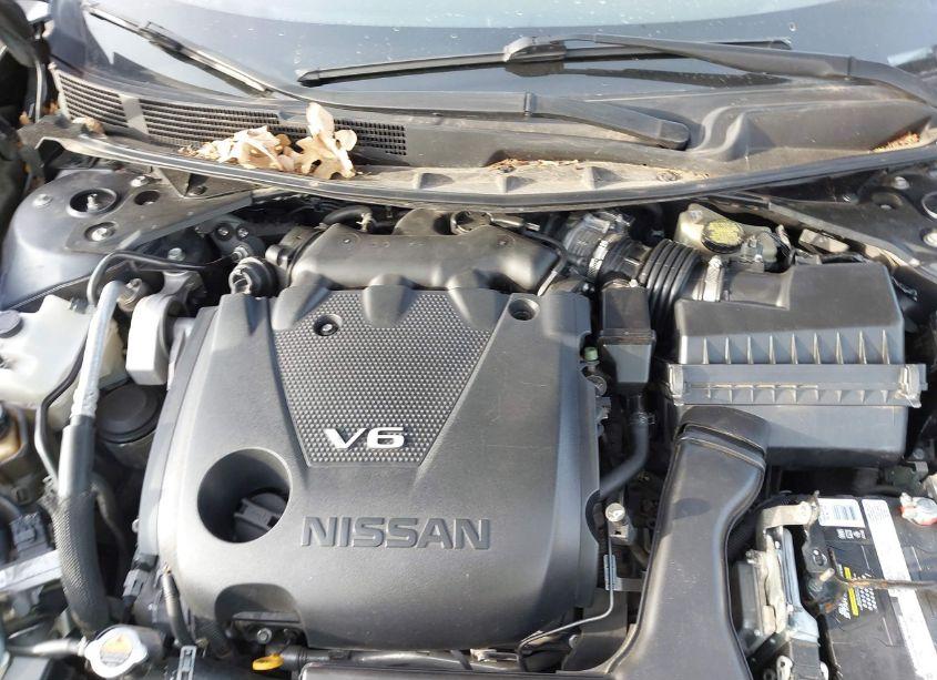 Photo 10 of 2016 Nissan Maxima 3.5 PLATINUM/3.5 S/3.5 SL/3.5 SR/3.5 SV (VIN 1N4AA6APXGC436367)