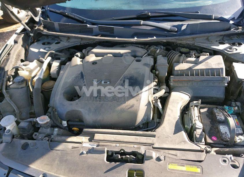 Photo 10 of 2016 Nissan Maxima 3.5 PLATINUM/3.5 S/3.5 SL/3.5 SR/3.5 SV (VIN 1N4AA6APXGC438961)