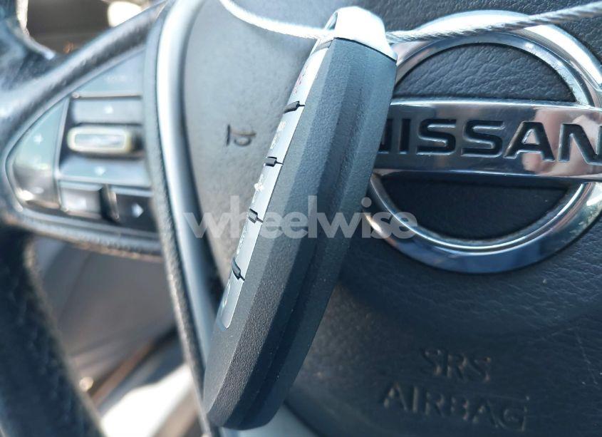 Photo 11 of 2016 Nissan Maxima 3.5 PLATINUM/3.5 S/3.5 SL/3.5 SR/3.5 SV (VIN 1N4AA6APXGC438961)