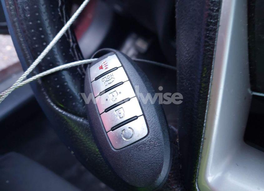 Photo 11 of 2017 Nissan Maxima 3.5 PLATINUM/3.5 S/3.5 SL/3.5 SR/3.5 SV (VIN 1N4AA6APXHC379086)