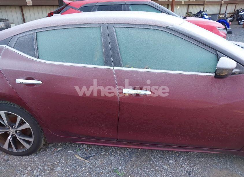 Photo 13 of 2017 Nissan Maxima 3.5 PLATINUM/3.5 S/3.5 SL/3.5 SR/3.5 SV (VIN 1N4AA6APXHC379086)