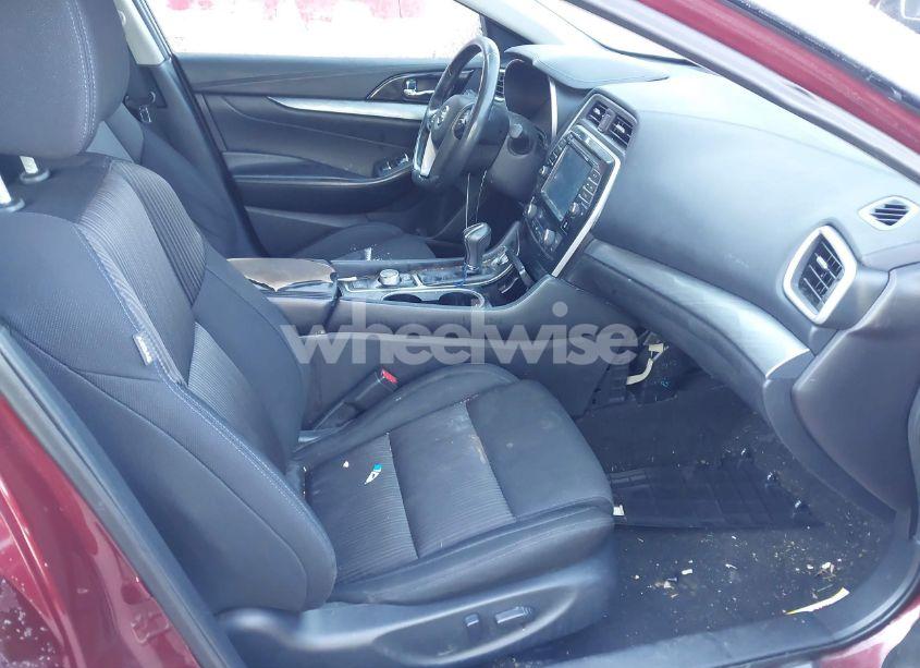 Photo 5 of 2017 Nissan Maxima 3.5 PLATINUM/3.5 S/3.5 SL/3.5 SR/3.5 SV (VIN 1N4AA6APXHC379086)