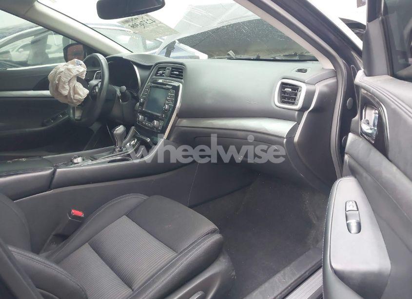 Photo 5 of 2017 Nissan Maxima 3.5 S (VIN 1N4AA6APXHC399368)