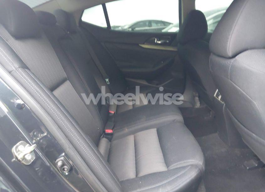 Photo 8 of 2017 Nissan Maxima 3.5 S (VIN 1N4AA6APXHC399368)