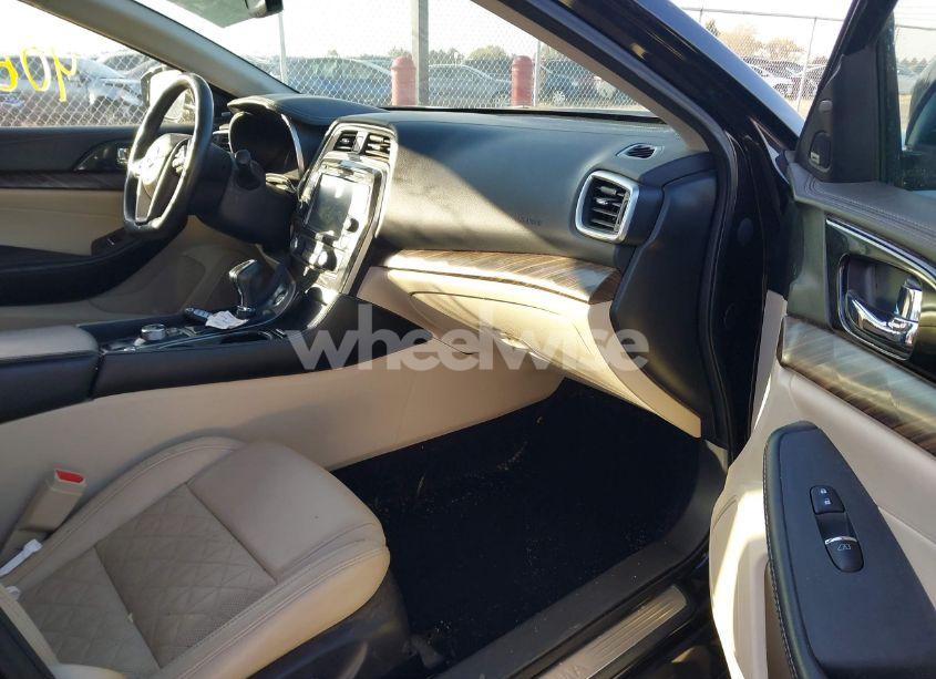 Photo 5 of 2017 Nissan Maxima 3.5 PLATINUM (VIN 1N4AA6APXHC432501)