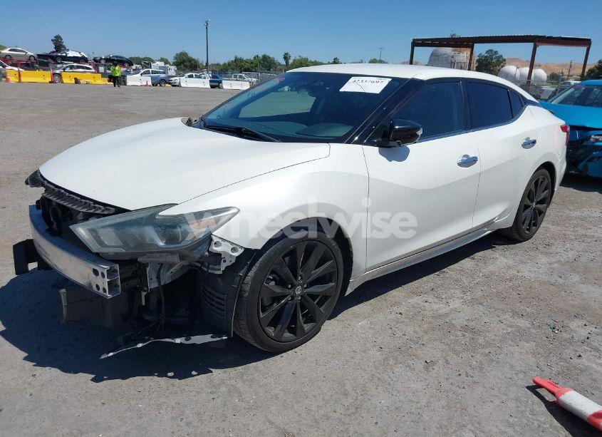 Photo 2 of 2018 Nissan Maxima 3.5 SR (VIN 1N4AA6APXJC371818)