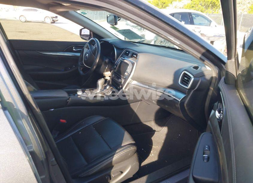 Photo 5 of 2019 Nissan Maxima 3.5 SV (VIN 1N4AA6AV1KC360528)