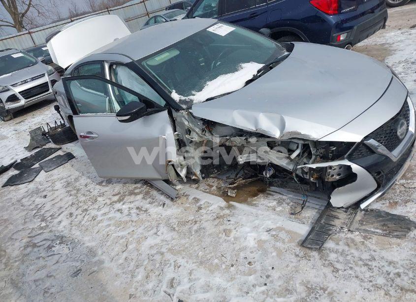 2019 Nissan Maxima 3.5 SV (VIN 1N4AA6AV1KC373120) main photo