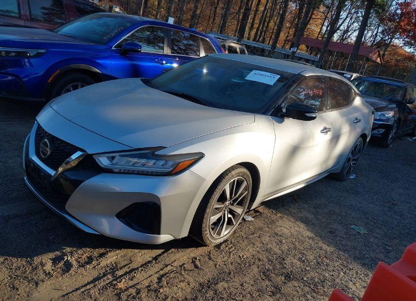 Photo 2 of 2019 Nissan Maxima 3.5 PLATINUM/3.5 S/3.5 SL/3.5 SR/3.5 SV (VIN 1N4AA6AV2KC356908)