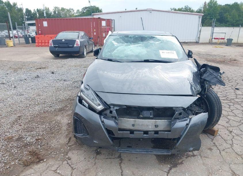 Photo 11 of 2019 Nissan Maxima 3.5 PLATINUM/3.5 S/3.5 SL/3.5 SR/3.5 SV (VIN 1N4AA6AV4KC373323)