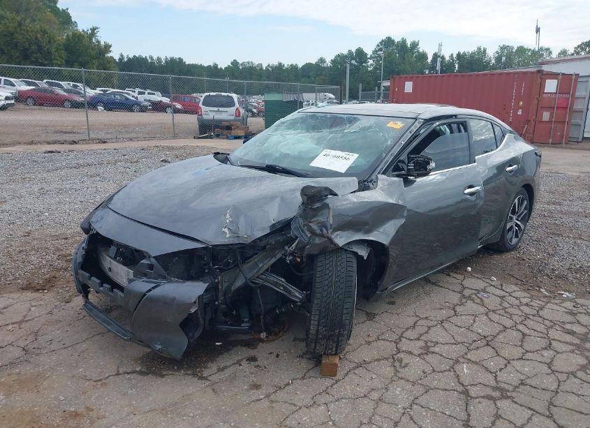 Photo 6 of 2019 Nissan Maxima 3.5 PLATINUM/3.5 S/3.5 SL/3.5 SR/3.5 SV (VIN 1N4AA6AV4KC373323)
