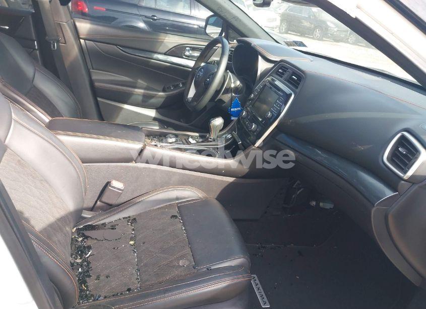 Photo 5 of 2019 Nissan Maxima 3.5 SR (VIN 1N4AA6AVXKC381023)