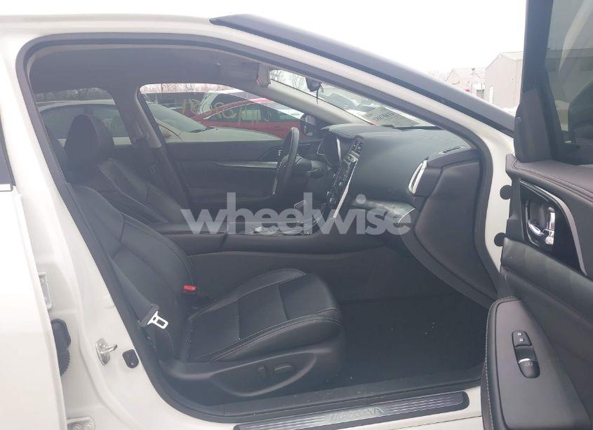 Photo 5 of 2021 Nissan Maxima SV XTRONIC CVT (VIN 1N4AA6CV0MC503940)