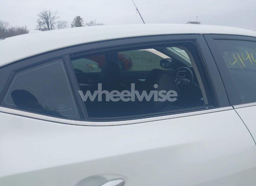 Photo 6 of 2021 Nissan Maxima SV XTRONIC CVT (VIN 1N4AA6CV0MC503940)