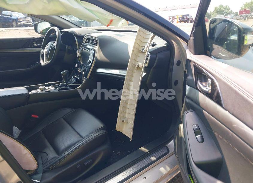 Photo 5 of 2021 Nissan Maxima SV XTRONIC CVT (VIN 1N4AA6CV2MC505706)