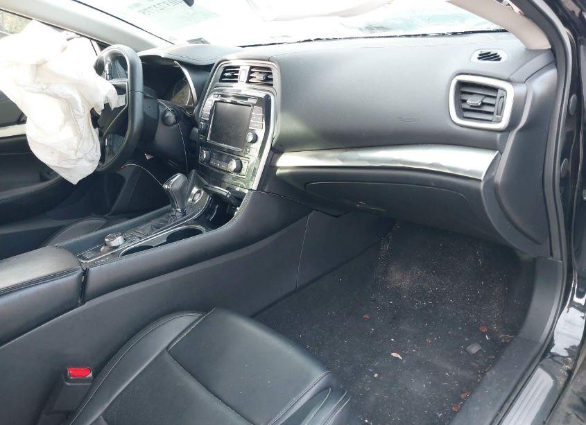 Photo 5 of 2020 Nissan Maxima SV (VIN 1N4AA6CV6LC371832)