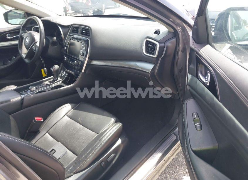 Photo 5 of 2021 Nissan Maxima SV XTRONIC CVT (VIN 1N4AA6CVXMC508952)