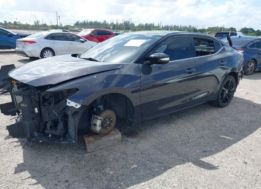 Photo 2 of 2021 Nissan Maxima PLATINUM XTRONIC CVT (VIN 1N4AA6FV0MC503531)