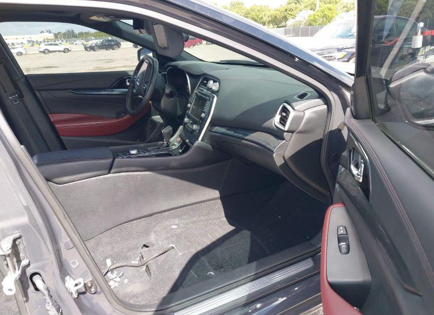 Photo 5 of 2021 Nissan Maxima PLATINUM XTRONIC CVT (VIN 1N4AA6FV0MC503531)
