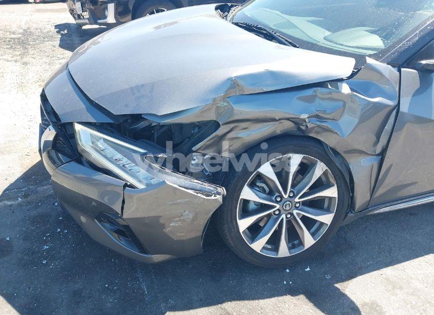 Photo 6 of 2021 Nissan Maxima PLATINUM XTRONIC CVT (VIN 1N4AA6FV0MC511175)