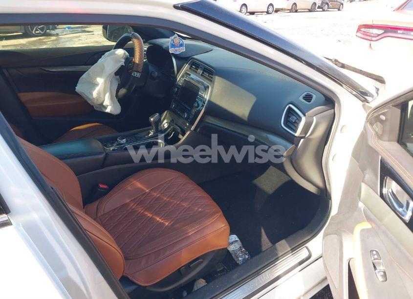 Photo 5 of 2020 Nissan Maxima PLATINUM XTRONIC CVT (VIN 1N4AA6FV1LC381227)
