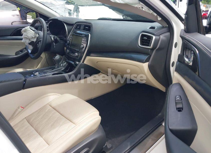 Photo 5 of 2023 Nissan Maxima PLATINUM XTRONIC CVT (VIN 1N4AA6FV5PC512973)