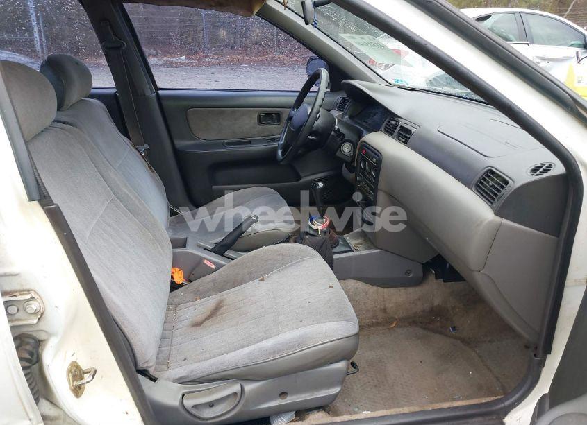 Photo 5 of 1996 Nissan Sentra E/XE/GXE/GLE (VIN 1N4AB41D0TC763104)