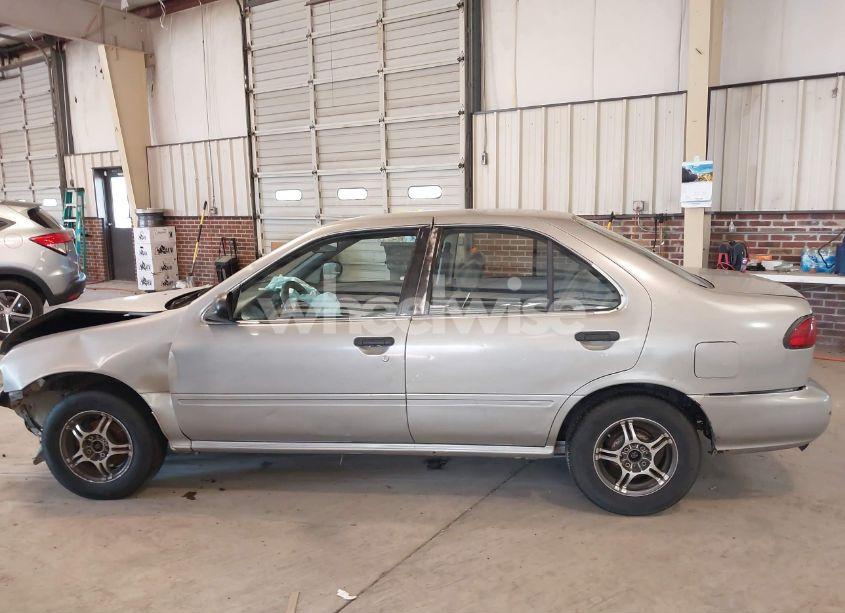 Photo 14 of 1998 Nissan Sentra GLE/GXE/XE (VIN 1N4AB41D0WC743908)