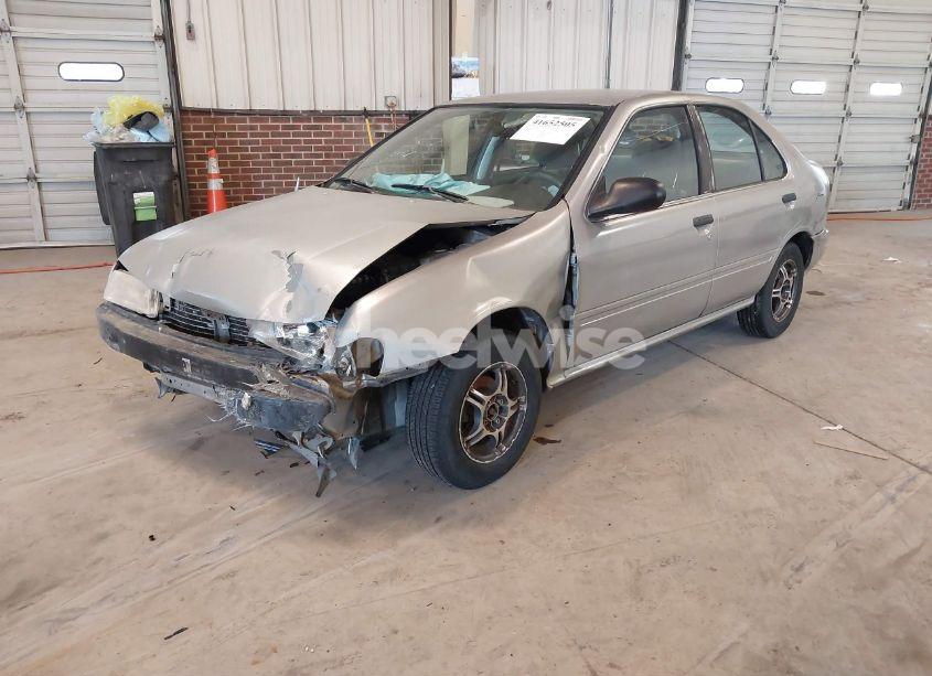 Photo 2 of 1998 Nissan Sentra GLE/GXE/XE (VIN 1N4AB41D0WC743908)