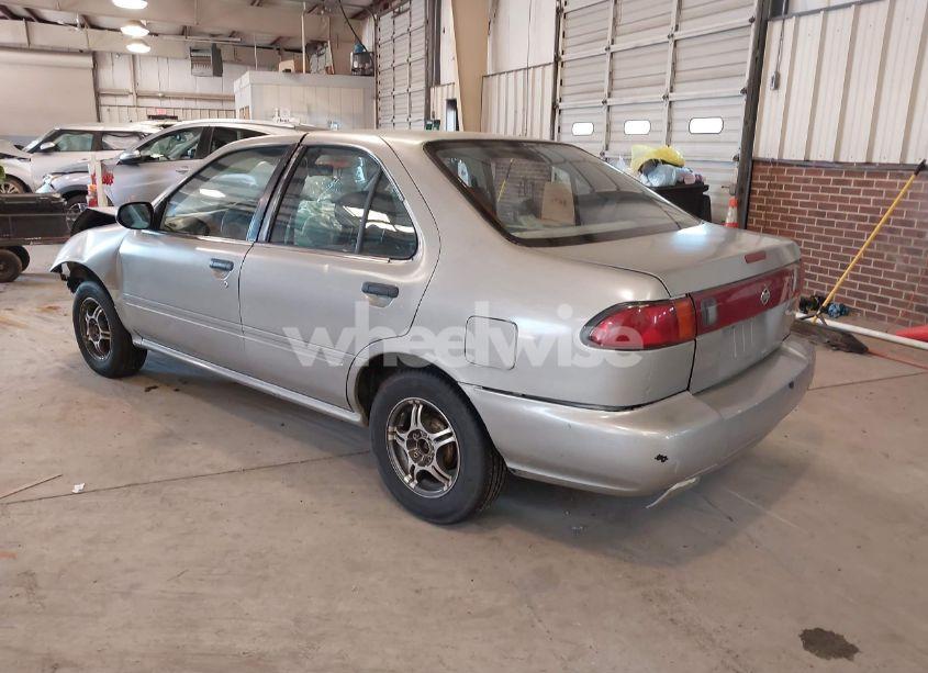 Photo 3 of 1998 Nissan Sentra GLE/GXE/XE (VIN 1N4AB41D0WC743908)