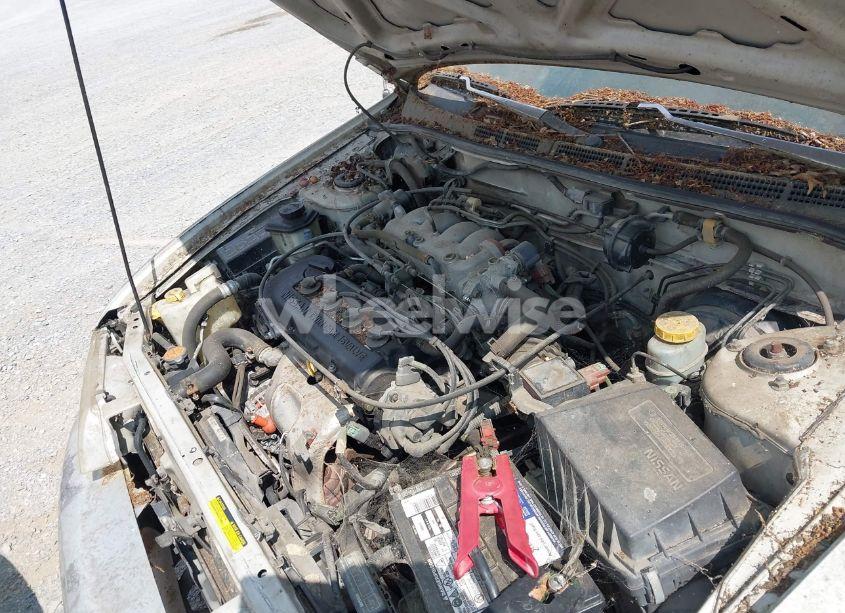 Photo 6 of 1999 Nissan Sentra GXE/XE (VIN 1N4AB41D0XC708500)