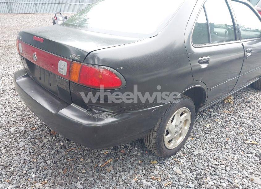 Photo 6 of 1999 Nissan Sentra GXE/XE (VIN 1N4AB41D1XC710885)
