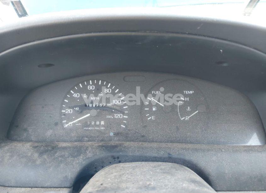 Photo 7 of 1995 Nissan Sentra XE/GXE/GLE (VIN 1N4AB41D2SC757755)